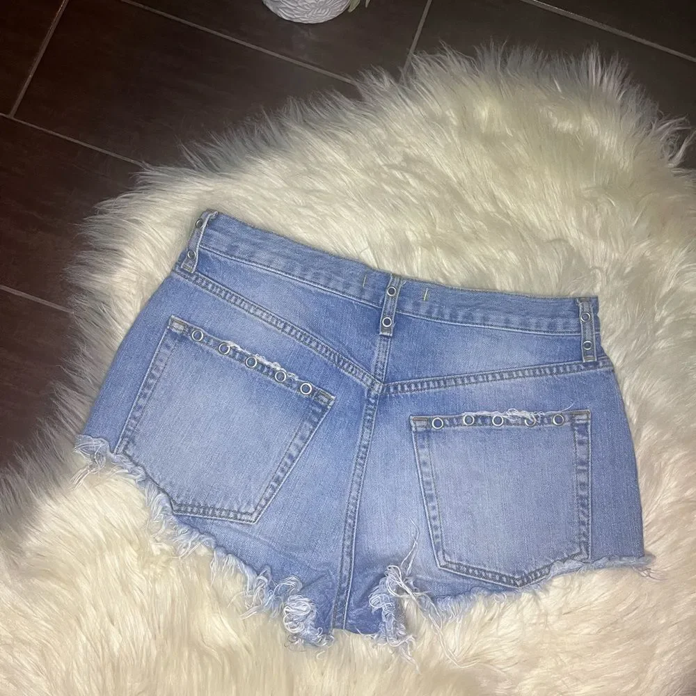 Free People distressed button fly denim shorts sz 27
